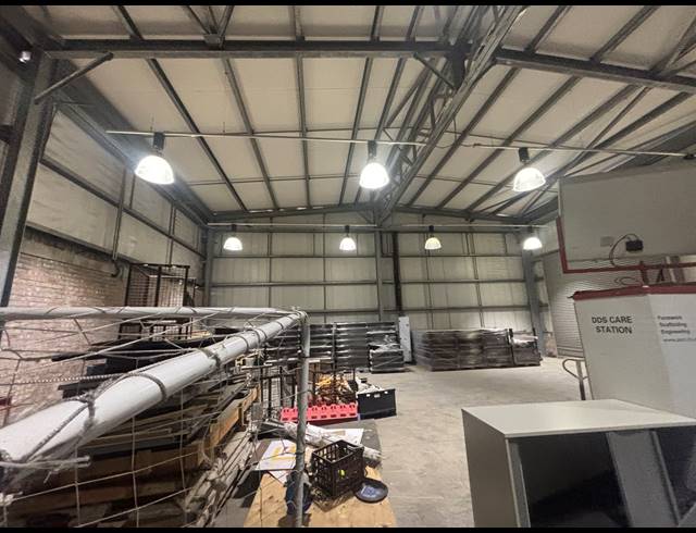 466M² WAREHOUSE TO LET IN BLACKHEATH INDUSTRIAL